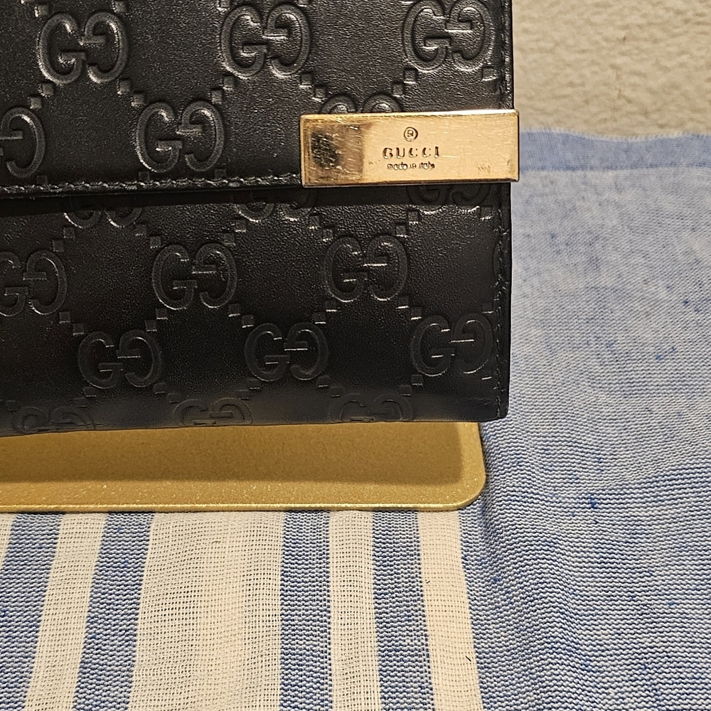 Gucci Continental GG Signuture Wallet - Picture 4 of 12